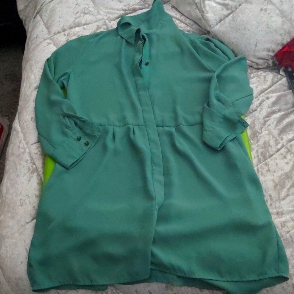 LOVE 21 (SMALL)  GREEN ¾ SLEEVE BUTTON DOWN SHIRT DRESS